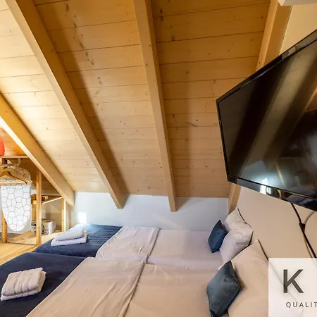 Spedion Villas. Red Stone Ferienhaus *